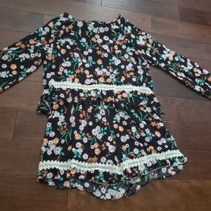 Mystic prysm by listicle long sleeves romper size large black with colorful 💐